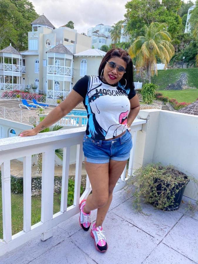 Chill On The Hill Apartamento Ocho Rios Exterior foto