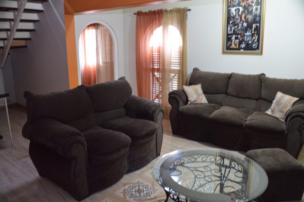 Chill On The Hill Apartamento Ocho Rios Exterior foto