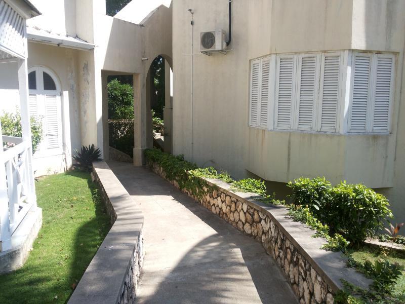 Chill On The Hill Apartamento Ocho Rios Exterior foto