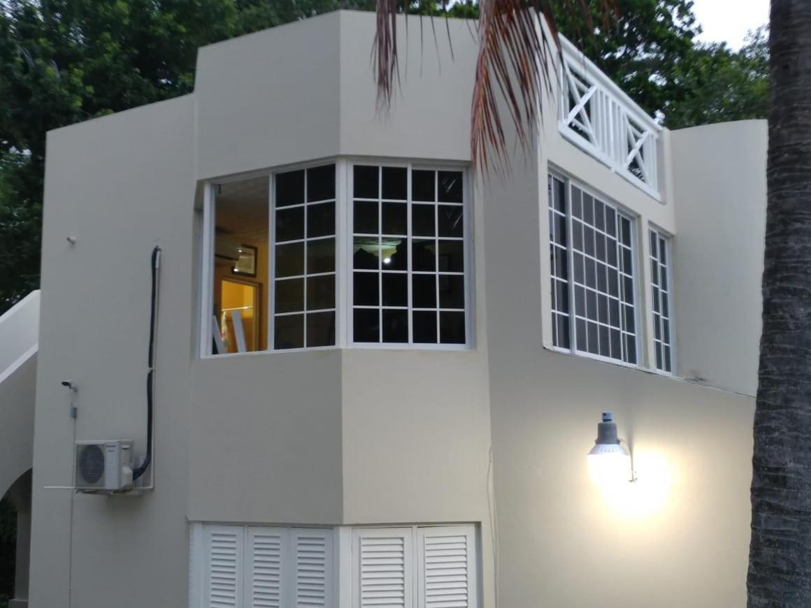 Chill On The Hill Apartamento Ocho Rios Exterior foto